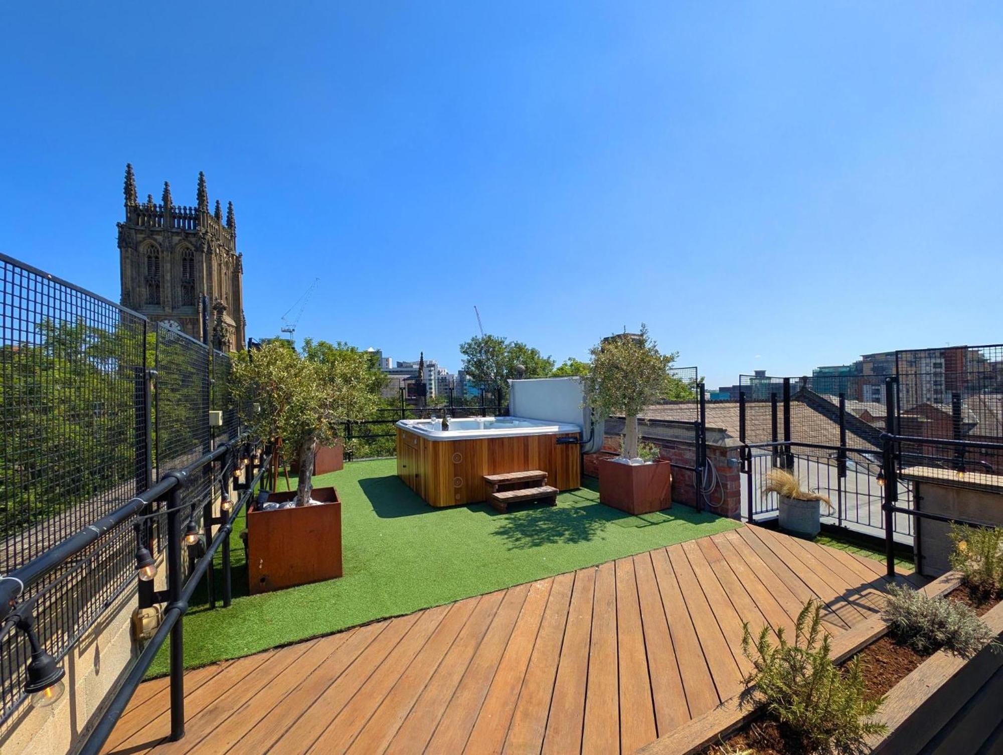 The Bells - Luxury Serviced Apartments Leeds  Buitenkant foto